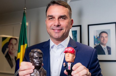 Brazilia: Flavio Bolsonaro, fiul fostului preşedinte, va candida la viitoarele alegeri prezidenţiale