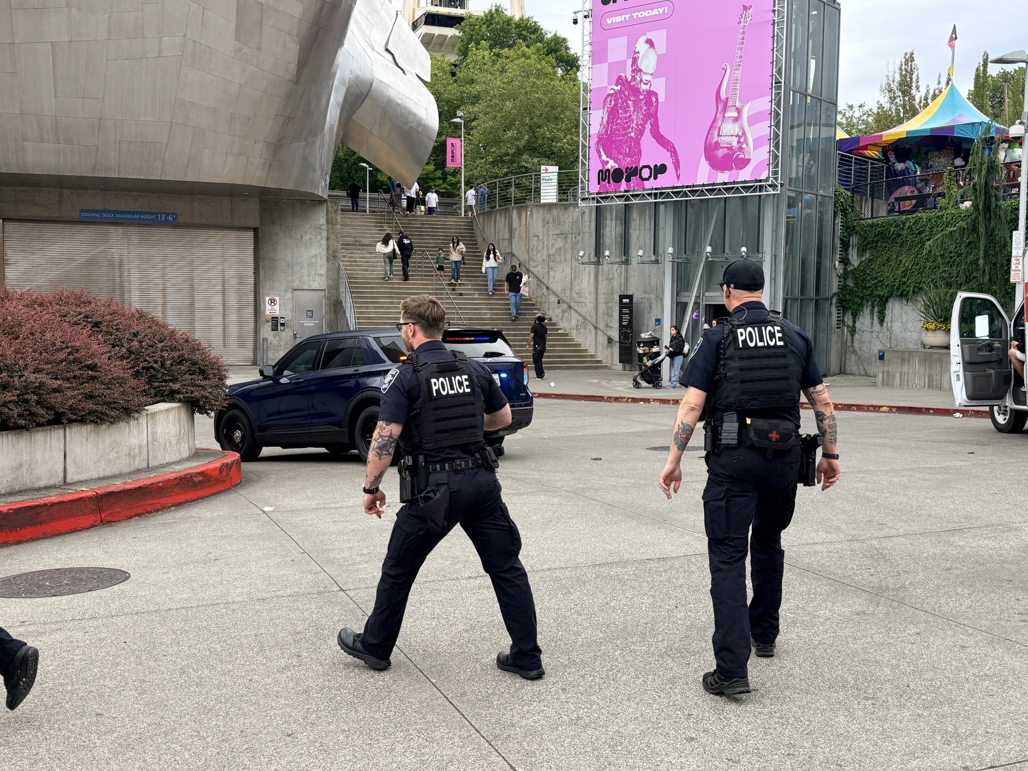 Două persoane au murit și mai multe au fost rănite într-un incident armat la un festival gastronomic din Seattle - VIDEO