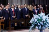 Trump îi aduce un omagiu lui Lindsey Graham, la Catedrala din Washington, în prezenţa lui Zelenski şi Netanyahu. ”S-a stins în vârful carierei sale, pe culmea artei sale, ca o legendă”. ”Lui Lindsey îi plăcea războiul. El n-a văzut niciodată un război car