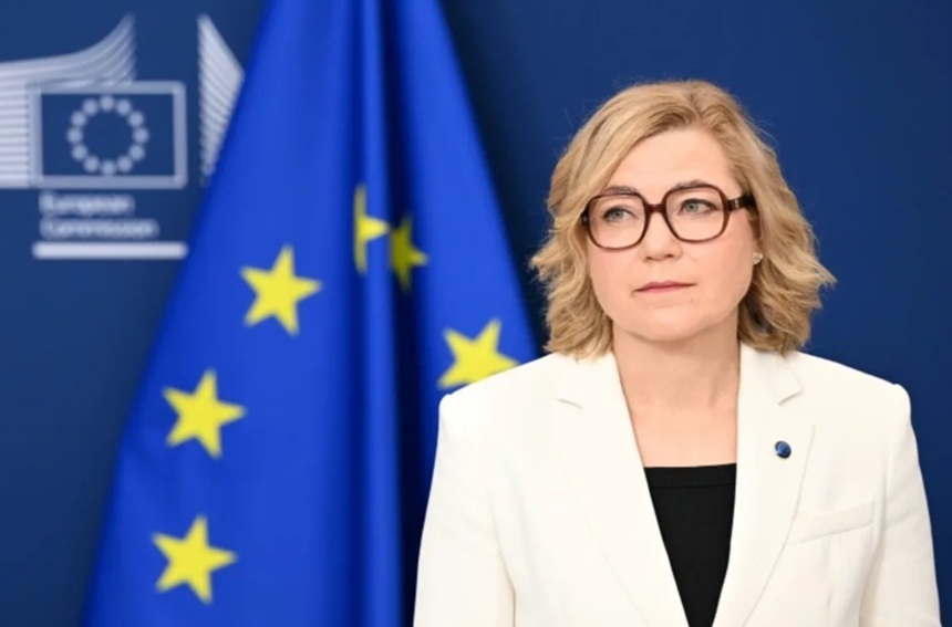 Uniunea Europeană lansează o licitație uriașă, pentru a rămâne în cursa AI. Câștigătorii licitației vor fi aleși la începutul anului viitor, primul șantier urmează să fie deschis în primul trimestru al lui 2027, iar prima dare în folosință în anul următor