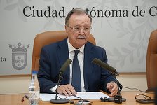 Aproximativ 60.000 de persoane au trecut graniţa în Ceuta, afirmă liderul exclavei spaniole. Numărul deceselor a crescut la 34