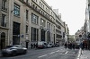 Atac dejucat la Paris în faţa Bank of America: o belgiană pusă sub acuzare şi încarcerată