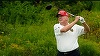 Trump se laudă cu ”lovitura câştigătoare” cu care a învins în ultimul turneu de golf la Bedminster. ”Asta se cheamă TALENT, iar eu îl am, pe când ei nu-l au”, îşi atacă el adversarii