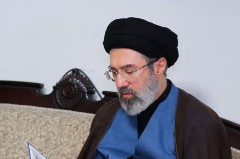 Presa de stat de la Teheran anunţă că vor fi publicate în curând imagini cu liderul suprem Mojtaba Khamenei