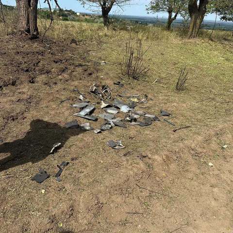 O dronă ar fi explodat în sud-estul Republicii Moldova, provocând un incendiu de vegetaţie 