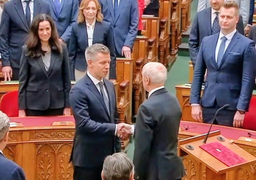 Andras Baka, un opozant al lui Viktor Orban, ales preşedinte al Ungariei de către Parlament