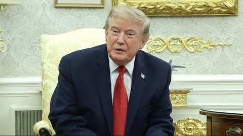 Casa Albă şi Trump o atacă pe jurnalista CNN Kristen Holmes, care i-a cerut preşedintelui american să reacţioneze după ce senatorul democrat din Georgia Jon Ossoff l-a acuzat, la un miting, de o relaţie apropiată cu consiliera Natalie Harp