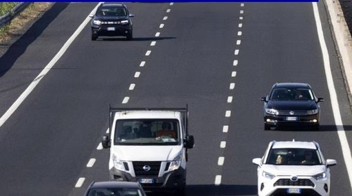 Italia. Un tânăr de origine română a murit pe bancheta din spate a maşinii în timp ce părinţii săi credeau că doarme