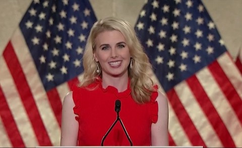 „Imprimanta umană”. Cine este Natalie Harp, colaboratoarea atât de devotată lui Trump încât, odată, a călătorit în portbagajul unui SUV pentru a-l însoţi