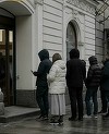 WP: Ruşii retrag miliarde din bănci, temându-se că Putin le va confisca depozitele pentru a-şi finanţa războiul