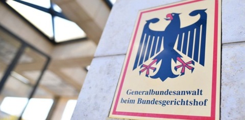 O ascunzătoare cu două arme de foc, descoperită într-o pădure lângă Berlin, atribuită de serviciul german de informaţii interne BfV serviciilor secrete ruseşti. Anchetă cu privire la pregătirea unui act violent grav, un suspect arestat în România