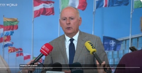 Polonia exclude găzduirea armelor nucleare, în ciuda ameninţării ruseşti. În schimb, Varşovia poartă discuţii cu SUA pentru „mai multe” baze militare permanente