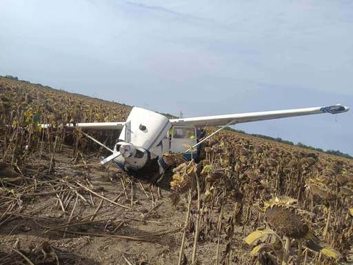 Alertă în Ungaria după ce un avion furat a ajuns în zona centralei nucleare Paks. Avioane Gripen au fost ridicate de la sol - FOTO