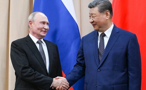 Xi şi Putin îşi laudă alianţa cu ocazia summitului OCS din Kârgâzstan. Liderul de la Kremlin i-a spus premierului indian că se îndreaptă spre soluţionare „paşnică” a conflictului din Ucraina