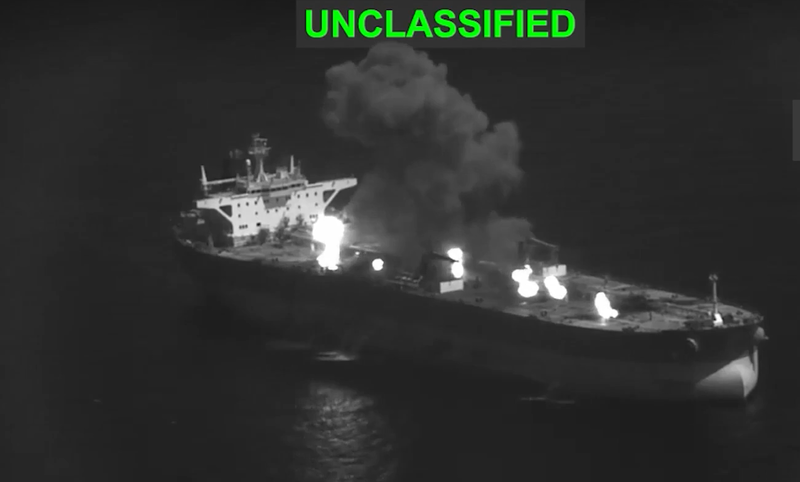 Armata SUA a lovit trei petroliere iraniene ca răspuns la atacurile cu rachete: "Mesaj clar către IRGC: dacă trageți asupra a două dintre navele noastre, vă vom impune un cost economic și mai mare — eliminând trei dintre navele voastre"