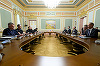 The Kyiv Independent: Eforturile de pace ale SUA nu reuşesc să ducă la un acord / Zelenski: "Războiul va continua" / Prezenţa lui Kushner şi Witkoff la Kiev a oferit locuitorilor capitalei „o protecţie chiar mai bună decât sistemele Patriot”