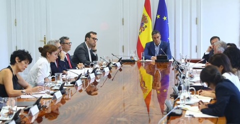 Guvernul spaniol declasifică rapoarte ale spionajului privind criza migraţiei de la Ceuta. Aproximativ 40 de documente urmează să fie publicate miercuri