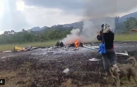 Cel puţin cinci morţi, după ce un elicopter cu personal medical la bord s-a prăbuşit pe un aerodrom din Malaezia