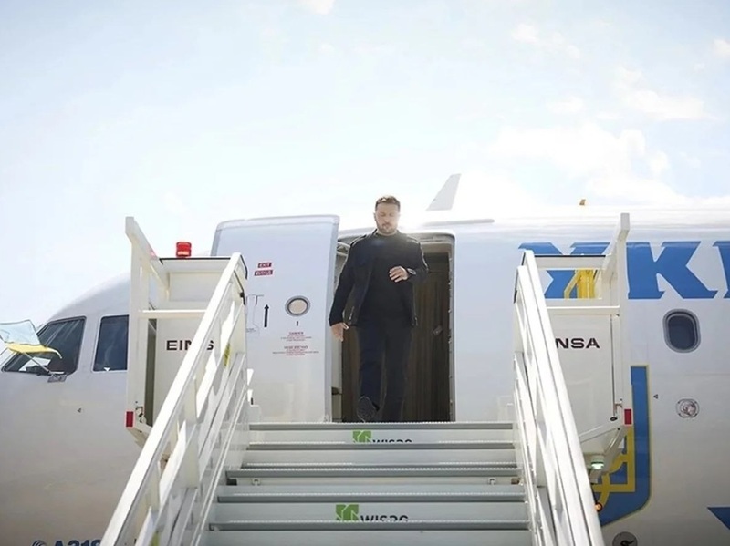 Avionul lui Zelenski aproape că a fost lovit de o dronă, în R.Moldova, de unde decola marţi către Norvegia, la funeraliile lui Harald al V-lea, dezvăluie premierul norvegian Jonas Gahr Store. Zelenski a plecat către Canada