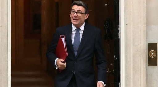 Burnham apără în Parlament sancţiunile impuse coloniştilor israelieni din Cisiordania, după ce Israelul închide Consulatul britanic din Ierusalimul de Est şi acuză Regatul Unit de amestec în alegerile legislative