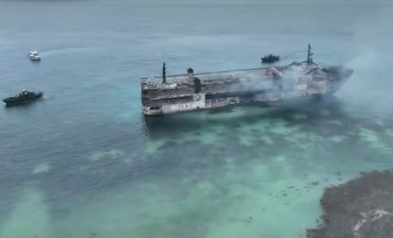Incendiu pe un feribot în Filipine: bilanţul aproape s-a dublat şi a ajuns la 76 de morţi