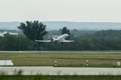 Fostul ministru de externe al Ungariei Peter Szijjarto, reclamat penal în legătură cu deplasările costisitoare cu avionul privat