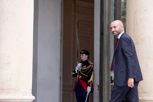 Franţa salută o consolidare a relaţiilor UE cu Canada ca ”membru asociat” şi apreciază că modalitatea instituţională a acestei apropieri rămâne de definit. ”Nu SUA sunt cele care aleg orientările politice şi geopolitice ale europenilor”, îi răspunde lui Trump