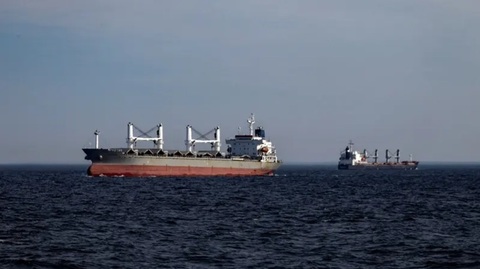 Ucraina acuză Rusia de un atac împotriva unei nave la Marea Neagră. Turcia trimite un protocol al unui acord Kievului şi Moscovei în vederea opririi acestor atacuri