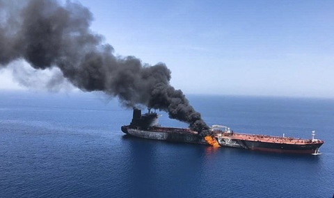 Iranul loveşte un petrolier sub pavilionul Togo, Trend, în Strâmtoarea Ormuz