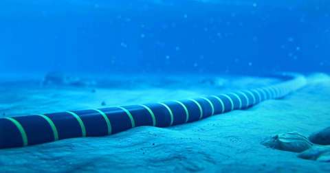 O nouă cursă a înarmării se mută pe fundul oceanelor: Cablurile submarine şi conductele devin o miză strategică