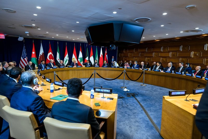 Trump amenință să anihileze Iranul, în timp ce diplomații insistă pentru un acord la ONU