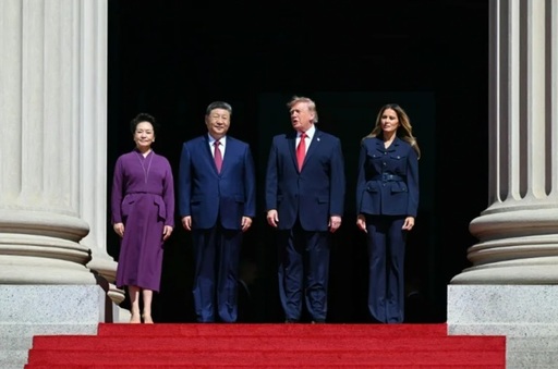 UPDATE-Trump şi Xi îşi încheie summitul în faţa textelor fondatoare ale democraţiei americane