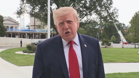Trump respinge în faţa presei planul iranian de redeschidere a Strâmtorii Ormuz
