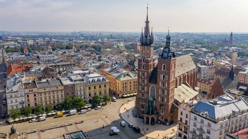 Un independent a câştigat primul tur al alegerilor pentru primăria din Cracovia. Turul al doilea, împotriva unui candidat susţinut de Coaliţia Civică a prim-ministrului Tusk