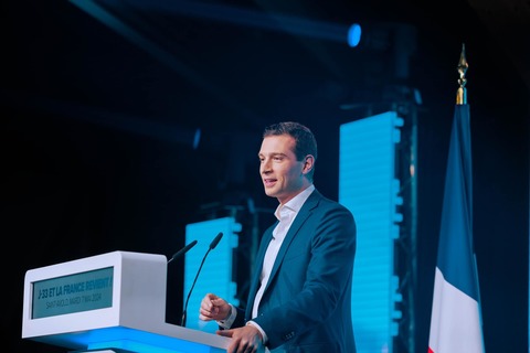 Mediapart publică mesaje antisemite din 2013 atribuite lui Jordan Bardella. Preşedintele RN neagă acuzaţiile şi depune plângere pentru calomnie