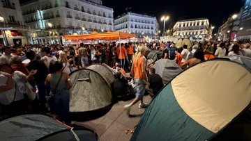 Guvernul spaniol anunţă interzicerea evacuărilor, în urma protestelor provocate de expulzarea unei femei de 87 de ani din apartamentul său