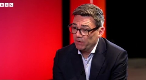 Premierul britanic spune că sunt „indicii puternice” privind implicarea Iranului în incidentul din apropierea bazei militare Fairford 
