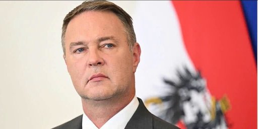Vicecancelarul Austriei anunţă că va renunţa la funcţie