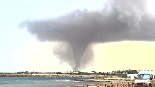 Mai multe persoane rănite şi pagube în Sicilia, lovită de două trombe marine