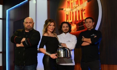 Bucătari şi amatori, români şi străini se întrec, pentru 30.000 de euro, în emisiunea ”Chefi la cuţite”, de la Antena 1