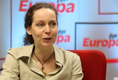 Valerie Cioloş Villemin: M-am ataşat de România, vreau să rămân aici, dar mereu îmi fac planuri şi Dumnezeu se amuză cu mine. VIDEO