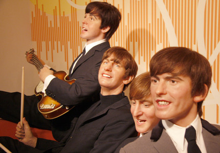 Un disc cu unele dintre primele înregistrări ale trupei The Beatles, vândut la licitaţie cu aproape 100.000 de euro