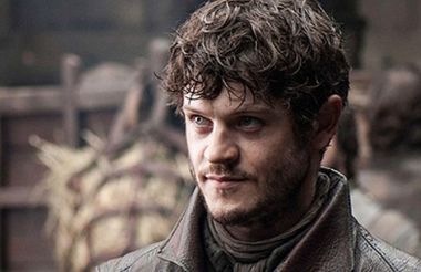 Iwan Rheon, torţionarul plin de cruzime din ”Game of Thrones”, îl va interpreta pe Adolf Hitler