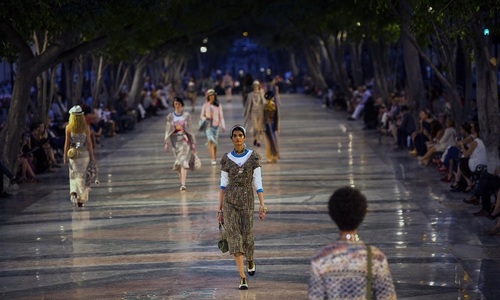 Casa de modă Chanel a readus eleganţa în Cuba printr-o prezentare extravagantă