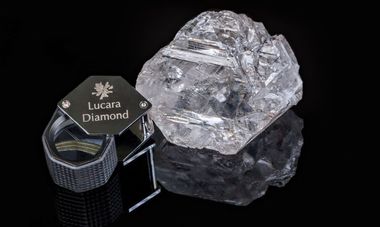 Cel mai scump diamant brut din lume, vândut cu 63 de milioane de dolari