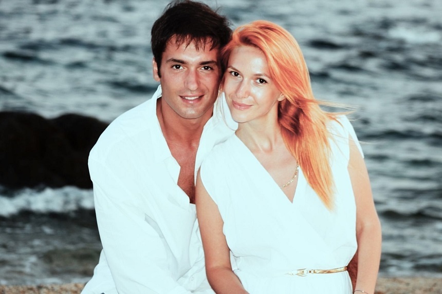 Actriţa Adela Popescu şi prezentatorul de televiziune Radu Vâlcan au devenit părinţii unui băiat