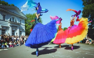 Peste 20.000 de persoane au participat la B-FIT in the Street!