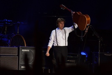 Lady Gaga şi Sir Paul McCartney au semnat o petiţie prin care cer schimbarea legilor în privinţa muzicii de pe YouTube