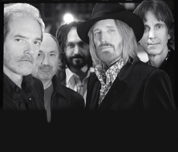 Sean Penn şi Anthony Hopkins colaborează la noul videoclip al cântăreţului Tom Petty