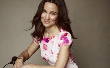 Pippa Middleton, sora ducesei de Cambridge, s-a logodit cu milionarul James Matthews